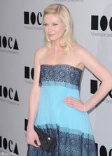 高清组图：克里斯汀-邓斯特性感抹胸礼服亮相