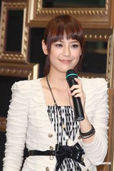 组图：江语晨称陈晓东为偶像 否认与唐禹哲发展