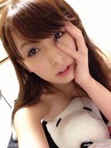 组图：波多野结衣全裸按奶球 性感美照曲线傲人