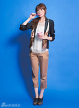 组图：日本模特宫田聪子示范89款秋季服饰搭配