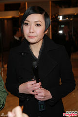 组图：胡杏儿钟嘉欣着古装贺杨潮凯江叮叮婚礼