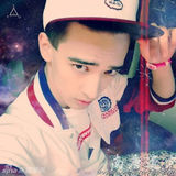 组图：韦唯19岁混血儿子帅气照 优异成绩考北大