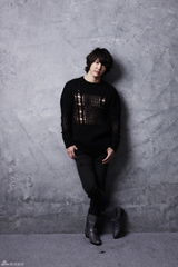 高清组图：韩星尹相铉写真曝光 尽显成熟型男魅力