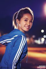 组图：蔡依林曝运动时尚写真 跑步骑车做瑜伽