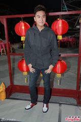 组图：张智霖拉票受欢迎 陈山聪豪门梦碎复出