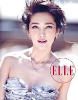 幻灯图：李冰冰登《ELLE》封面 优雅大气淑女风范