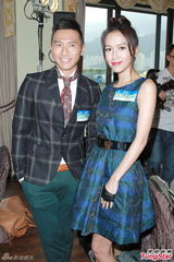 组图：吴镇宇儿子留港求学 张智霖称没感情缺失