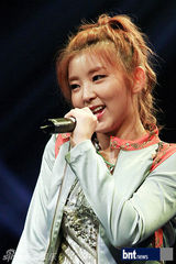 组图：4minute等出演第9届希望音乐会展