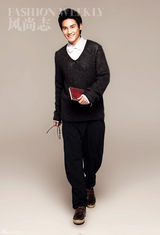 组图：丁子峻时尚大片 玩转雅痞正太花美男