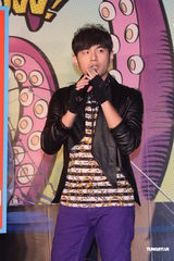 组图：周杰伦光棍节自称单身 新专辑网友直呼萌