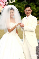 高清：陈国邦迎娶罗敏庄现场洒泪 众无线艺人道贺