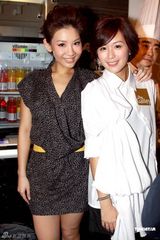 组图：郑欣宜自曝抗拒穿泳衣 透露狂吃朱古力减压 