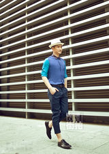 明星爱街拍7月合辑：分享仲夏浪漫色彩