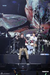 高清组图：韩团FTlsland台湾开唱票价走亲民路线