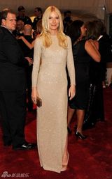 组图：美国时装学院庆典举行 众明星红毯竞艳