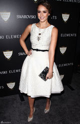 高清组图：辣妈杰西卡-阿尔芭盛装亮相靓丽多姿