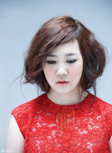 高清组图：韩选秀歌手朴智敏等拍写真清纯可爱