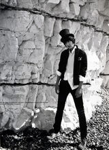 高清组图：花男李民浩黑白写真 化烟熏妆显妖魅