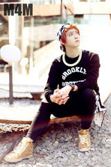 组图：男团M4M拍写真 Rapper于斌显青春乖萌