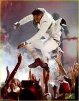 组图：米格尔公告牌颁奖典礼现场热舞