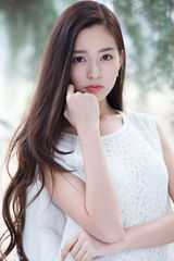 组图：温心晚夏写真迷离眼神演绎灵动诱惑