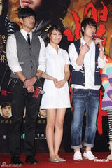 高清组图：《艋舺耀辉》与影迷同乐 收视破五就跳河