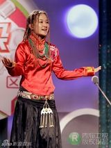 高清图：花儿西宁唱区秀民族盛装 用心良苦细节取胜