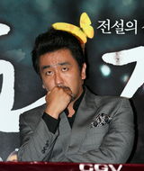 高清图：《大酱》媒体首映式 主演李瑶媛刘承龙出席