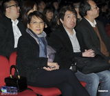 组图：王菲演唱会众星捧场 带众人为灾民祈福