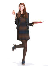 组图：日本模特宫田聪子示范89款秋季服饰搭配