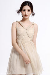 组图：诸笑笑夏日清新写真曝光