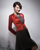 高清组图：申敏儿秋装写真优雅 好身材凹凸有致