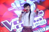 组图：好声音发首张合辑 李代沫被女歌迷示爱