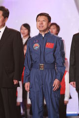 组图：古巨基曝刘翔张梓琳只是绯闻