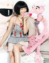 组图：白百何开年封面汇总 海量大片成时尚黑马