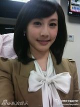 组图：台湾甜美女主播吴宇舒生活照