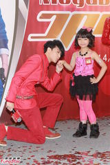 组图：JPM新专辑透露爱情经历 力挺黑人不会出轨