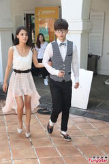 组图：胡夏和人妻宋纪妍跳舞 称电力太强