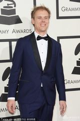 组图：全球首席DJ Armin van Buuren帅气亮相