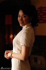 高清图集：《夜来香》首播香四溢 王雅捷妖娆多情