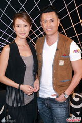 组图：谢婷婷首次挑战古装演出 自称没人追