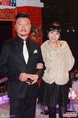 组图：王维基港视再投三千万 陈锦鸿签约4年