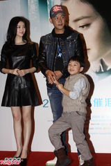 组图：《新妈妈》上海首映 陆毅与角色有共鸣