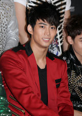 组图：2PM亮相巡演记者会 中国南京等数站演出确定