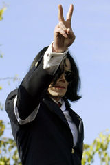 高清组图： 巨星杰克逊挥手道别 辉煌人生终落幕