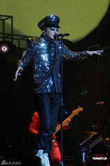 组图：黄耀明否认有意从政 再呼吁莫歧视同性恋