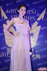 组图：贾乃亮当奶爸有难度 何洁谈释小龙超尴尬