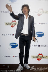 幻灯图集：《放逐的石头》亮相 滚石主唱贾格尔助阵