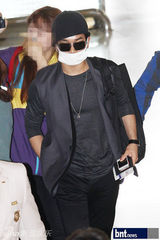 组图：FT等赴日本参加《MCountdown HelloJapan》