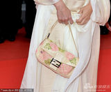 组图：《苔丝》重映波兰斯基获热吻